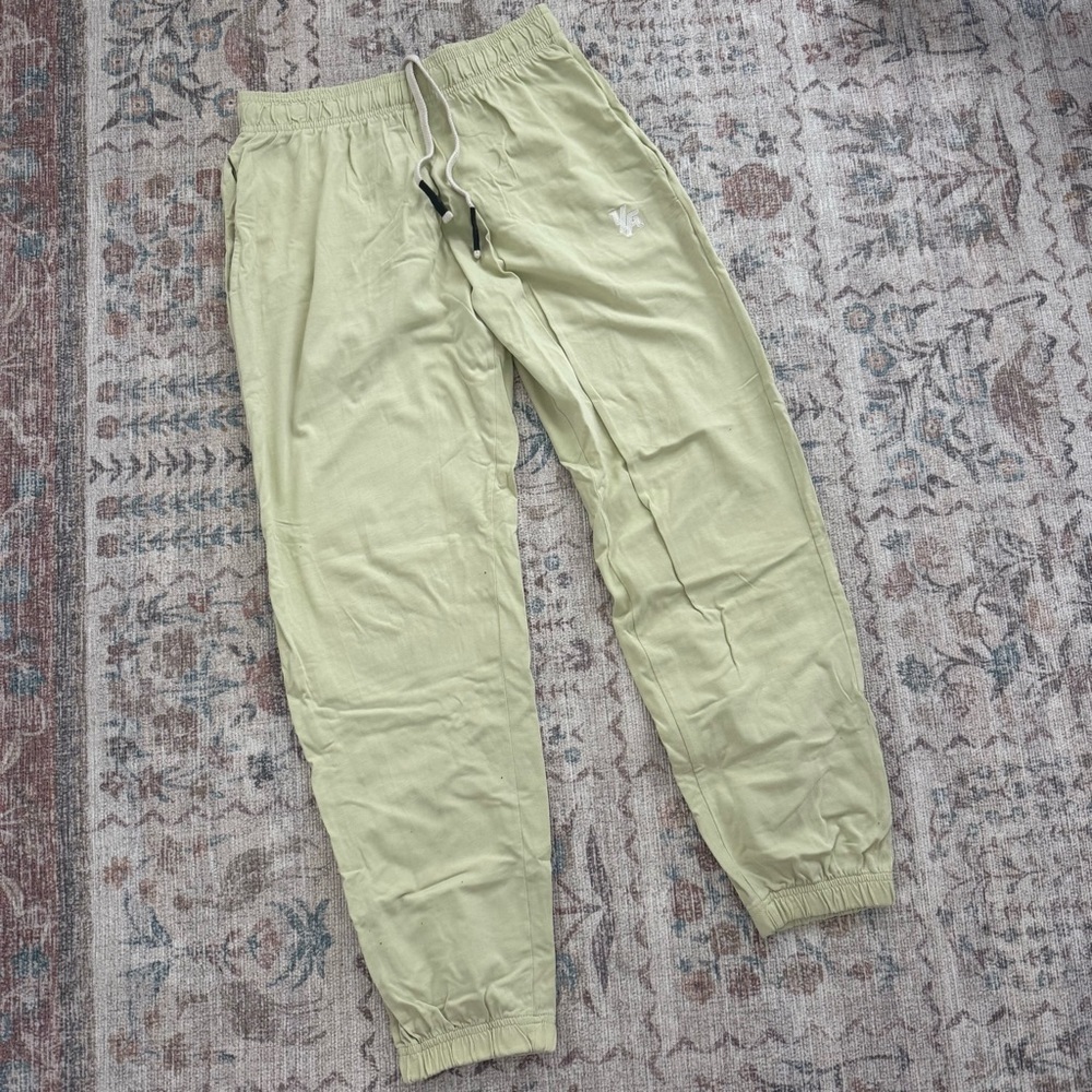 Youngla Men’s Green Sweatpant Joggers